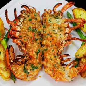 Specialty Lobster - Lazy Lobster Split & Cleaned